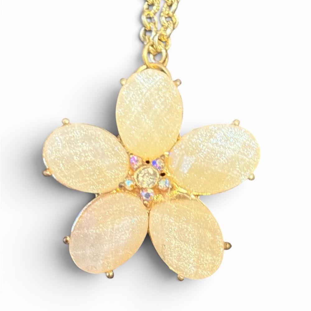 Gold Floral Pendant Necklace - Delicate Flower Charm NWOT
